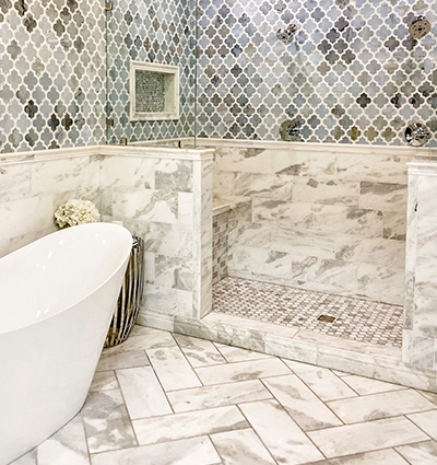 Luxury bath soaker tub in home interior